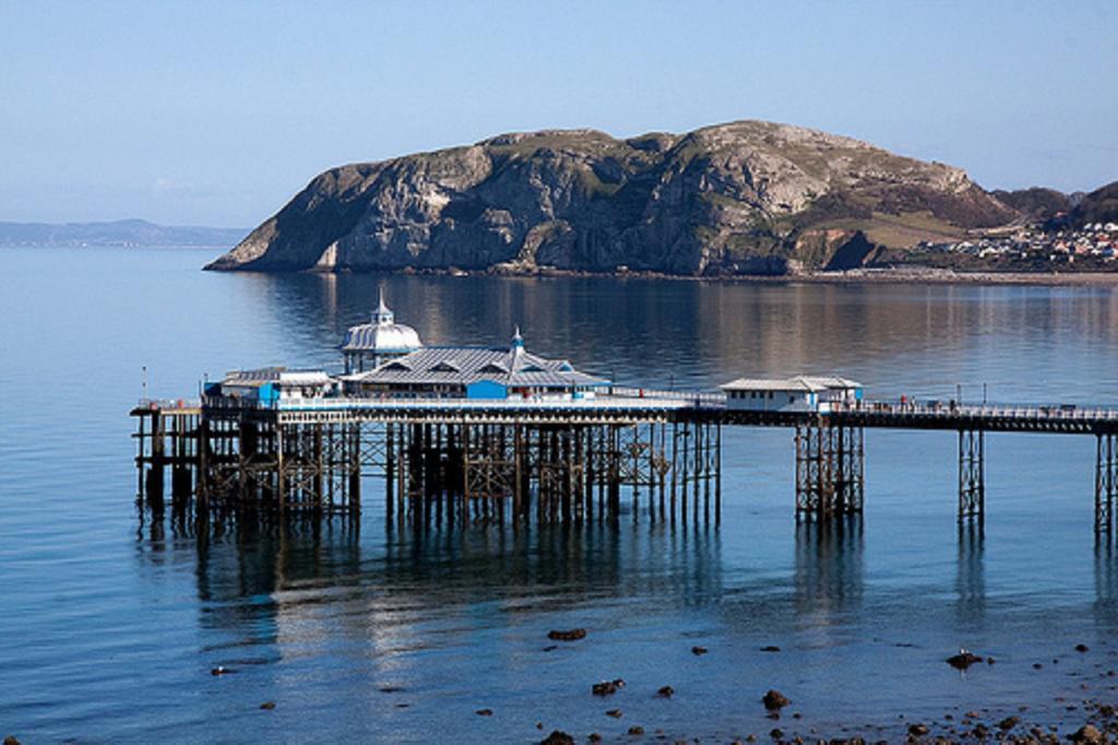 Abbey House Bed & Breakfast Llandudno Eksteriør bilde